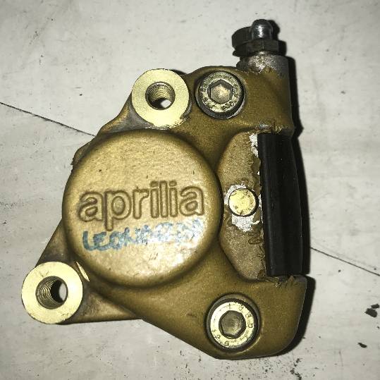 Pinza freno delantero Aprilia Leonardo 125/150cc