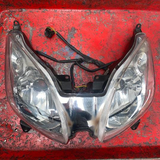 Faro Yamaha Xmax 2006 al 2009