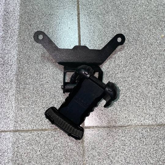 Adaptador y soporte movil Yamaha Xmax 300 2020