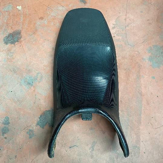 Asiento Suzuki GS500. Tapizado original