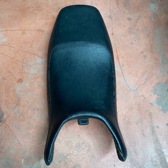 Asiento Suzuki GS500. Tapizado. 