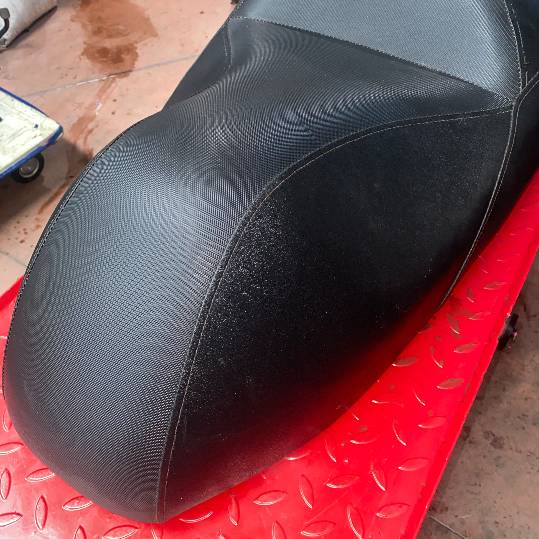 Asiento Kymco Superdink 2019