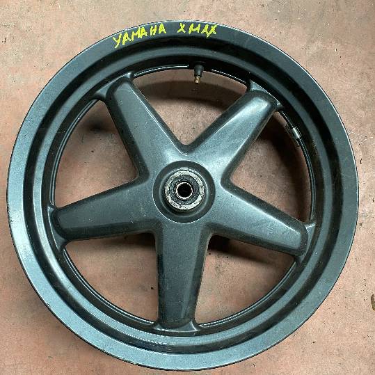 Llanta delantera Yamaha Xmax 125, 250. (2006-2009).
