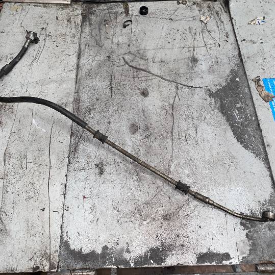 Latiguillo trasero Piaggio MP3 500. (2013)