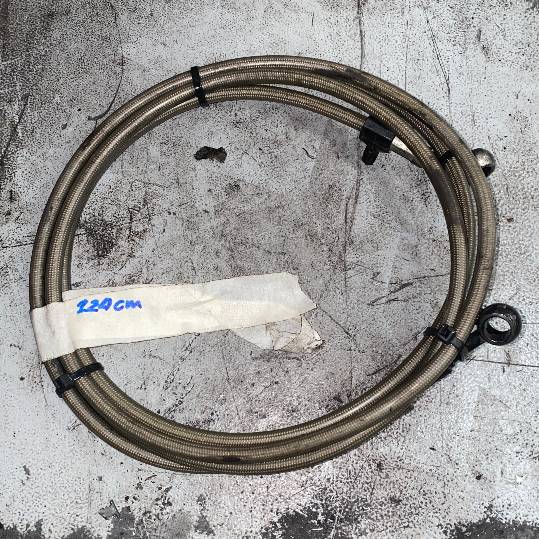 Latiguillo metalico 224cm. 