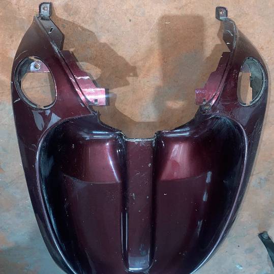 Carenado frontal inferior Yamaha Neos. 