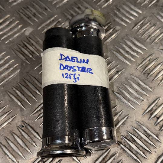 Puños Daelim Daystar