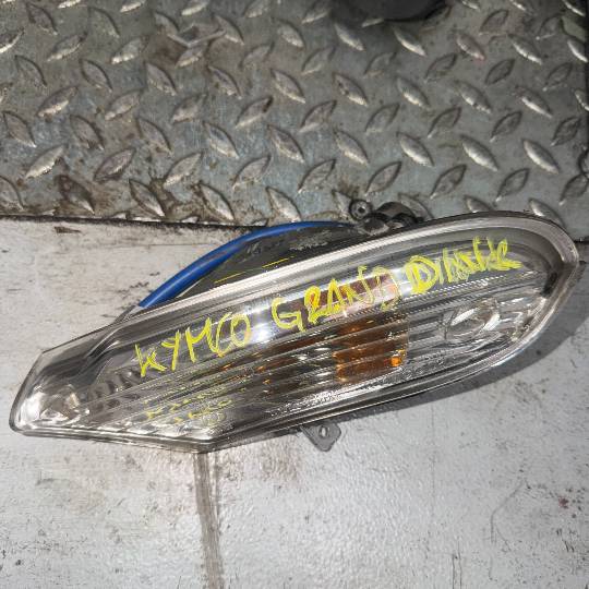 Intermitente trasero derecho Kymco Grand Dink 125 (05-10)