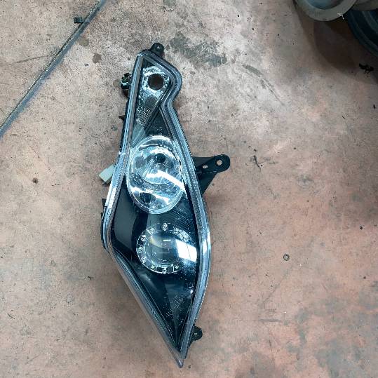 Faro derecho Kymco Superdink